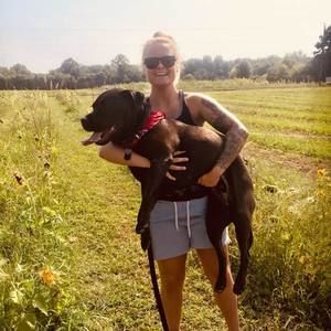 Meet your Posher, Kayla